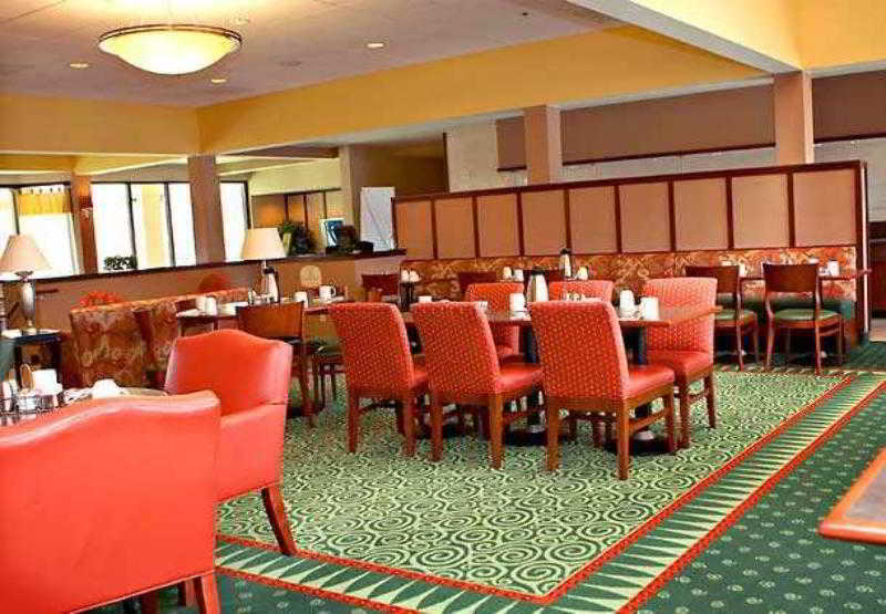 Courtyard By Marriott Dallas Northwest Restaurant photo